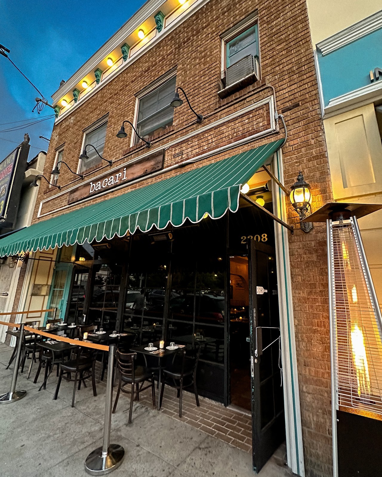 Bacari W. Adams: the place
