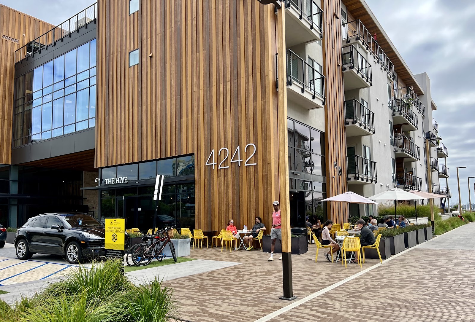 The Hive - Healthy Eats & Organic Cafe - MDR: the place