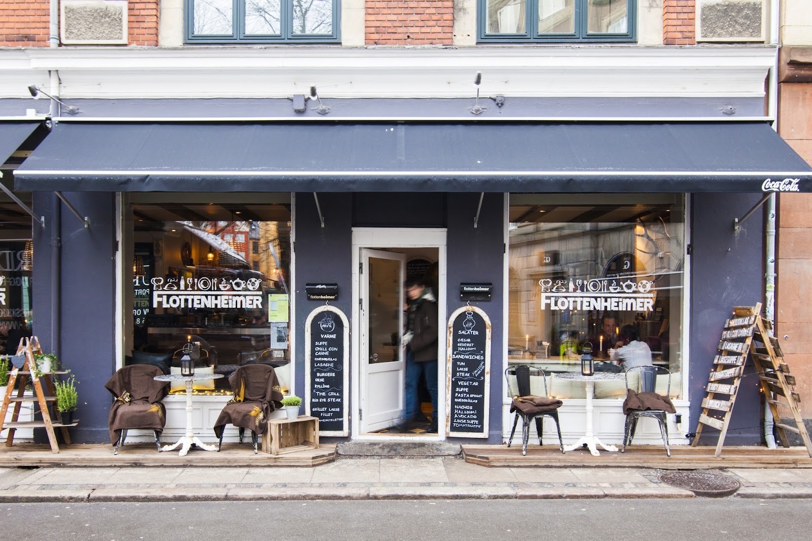 Cafe Flottenheimer: the place