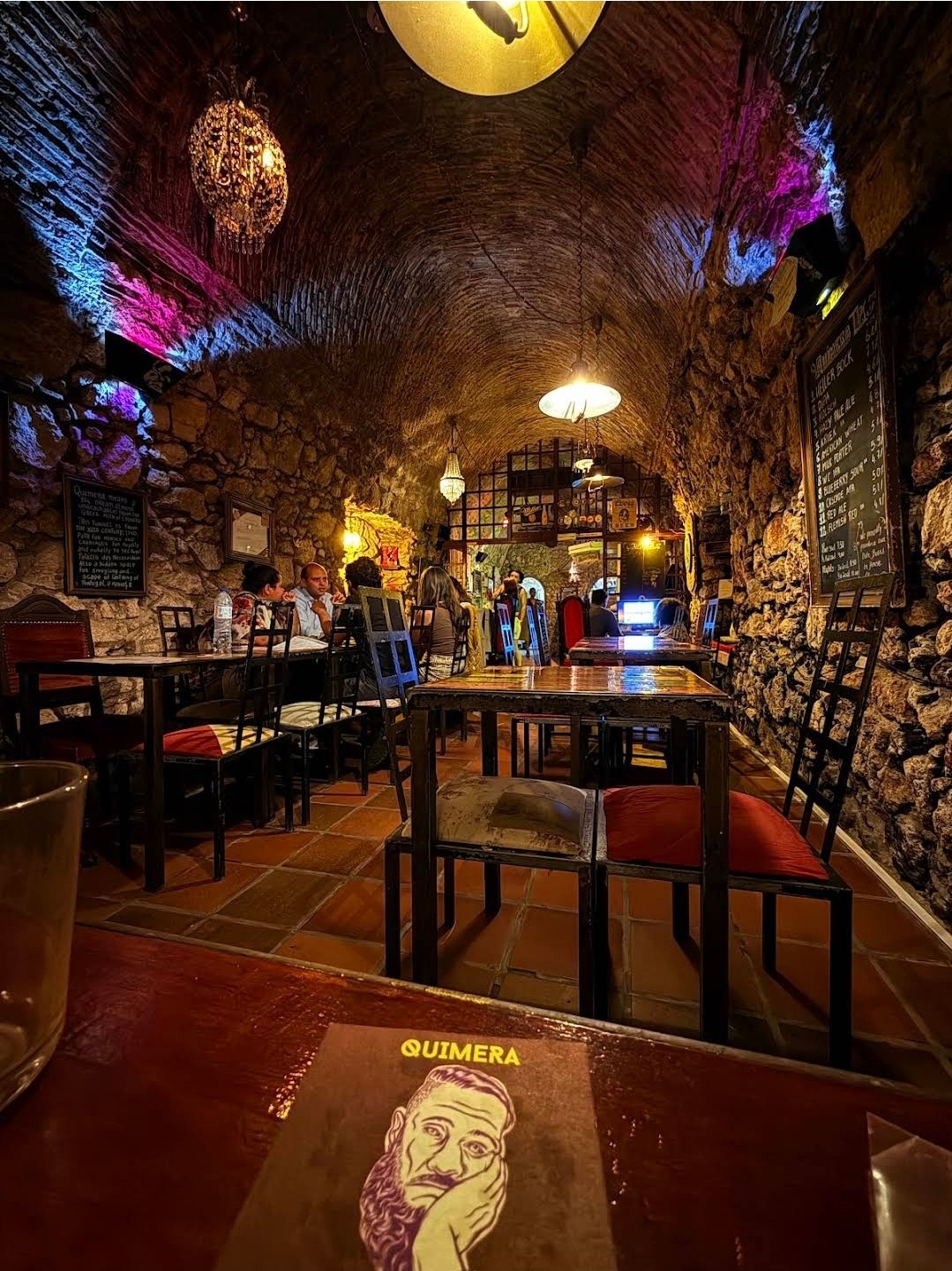 Quimera Brewpub: the place