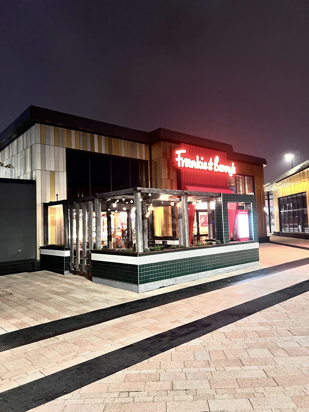 Frankie & Benny's: the place