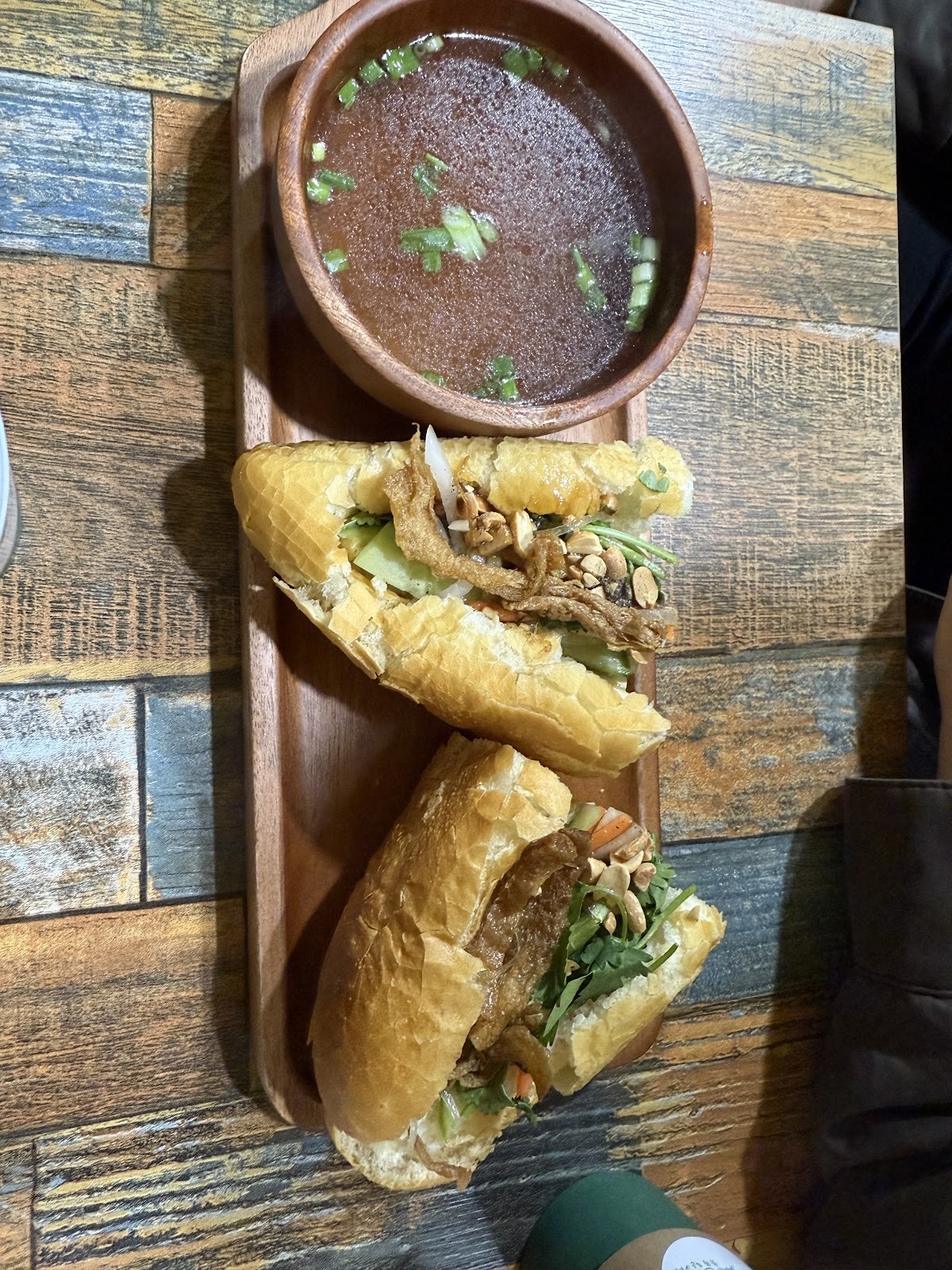 Ngoc Hoan Cafe: food & drinks