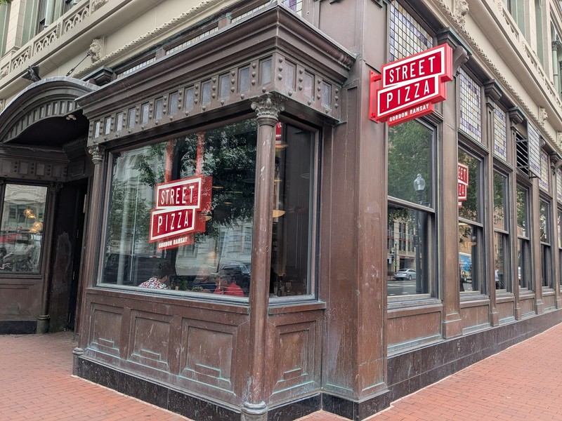 Gordon Ramsay Street Pizza - Washington D.C.: photo 4