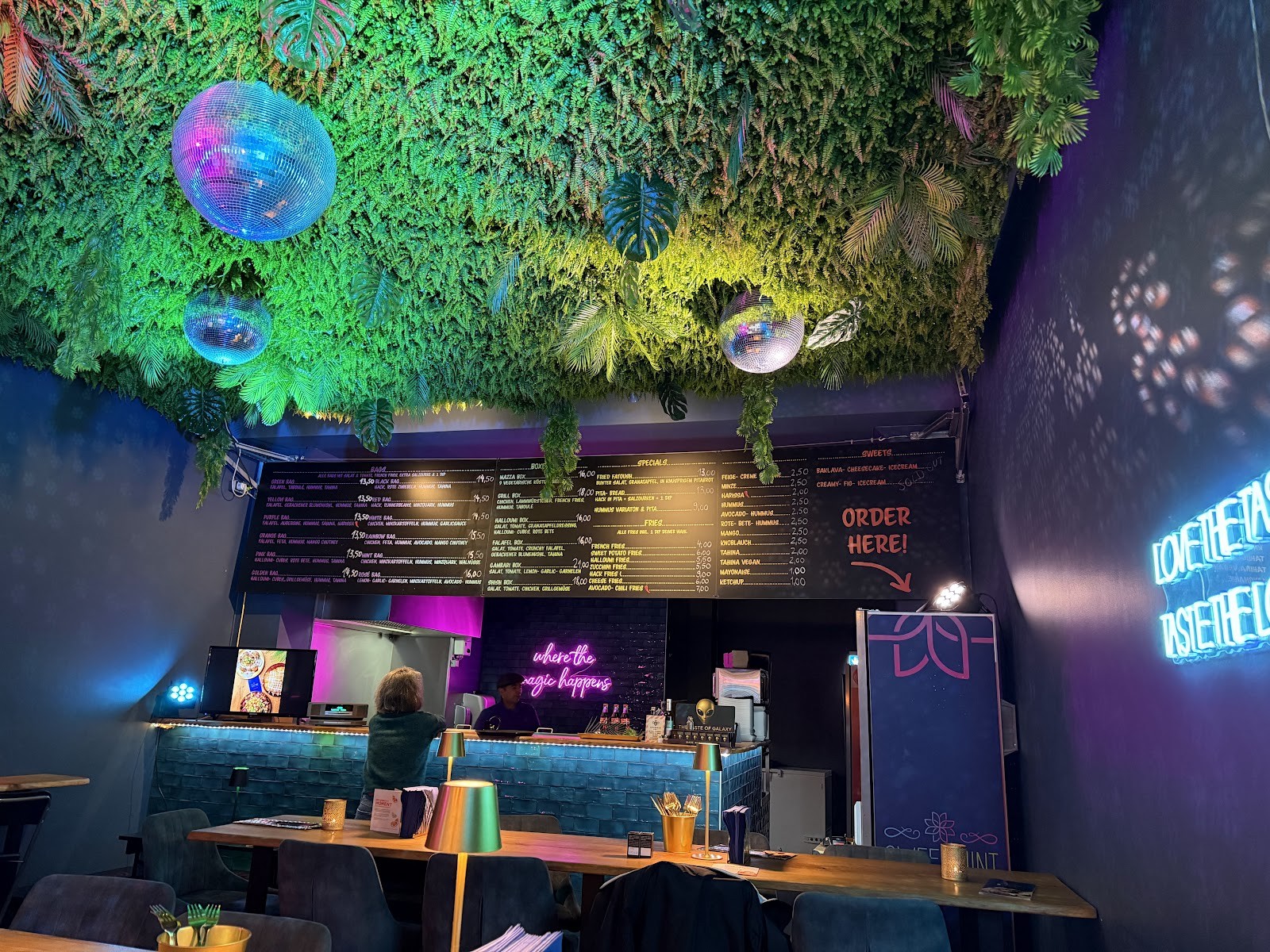 SWEET MINT - oriental kitchen: the place