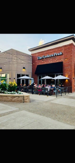The Eastern Peak - Bellevue: photo
