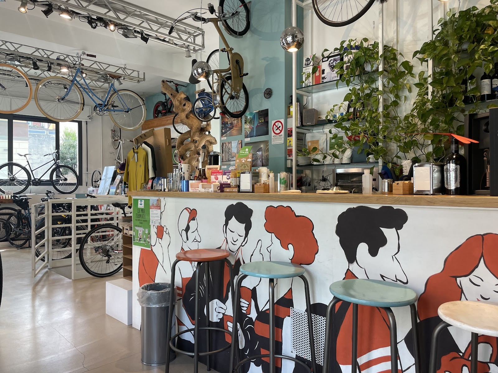 Ciclo Caffè Le Ruote: the place