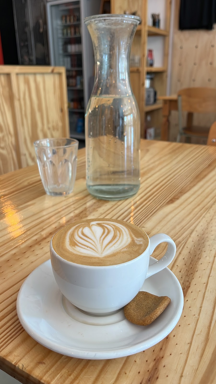Black Cat café: food & drinks