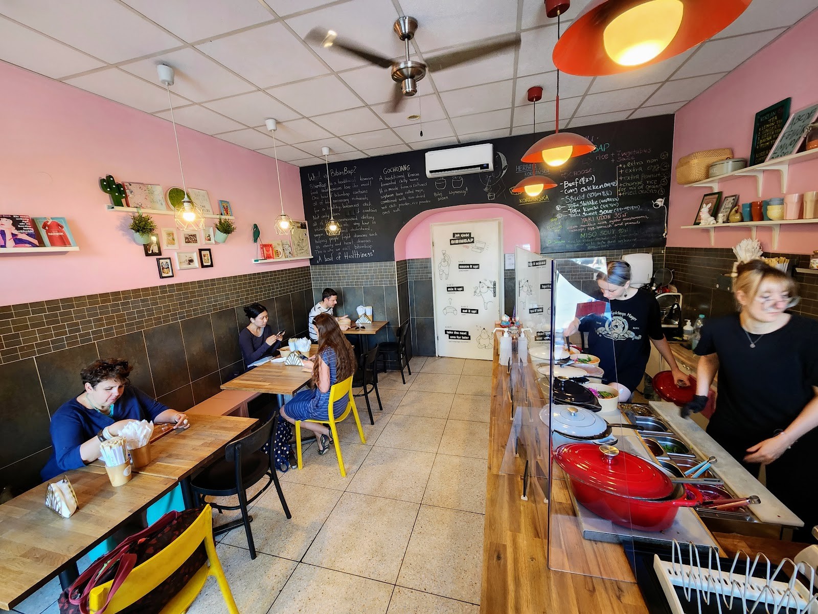 Oriental Spoon: the place