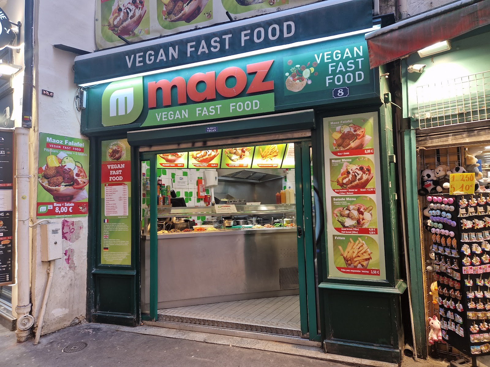 Maoz Vegetarian: the place