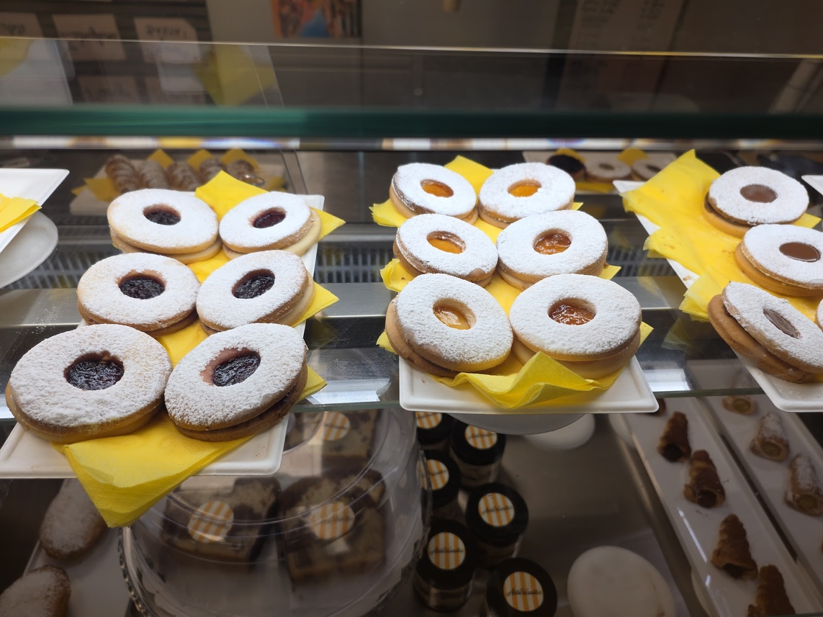 Arte Vanilla: food & drinks
