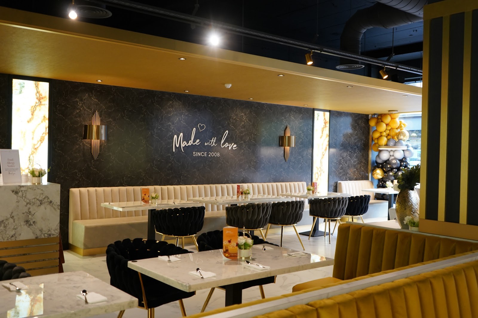 Heavenly Desserts Glasgow, Sauchiehall Street: the place