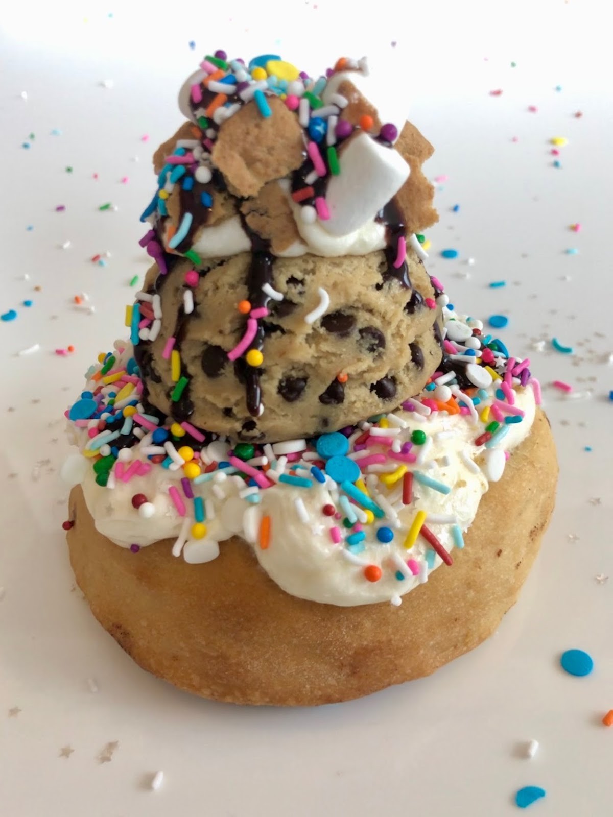 Cinnaholic: food & drinks