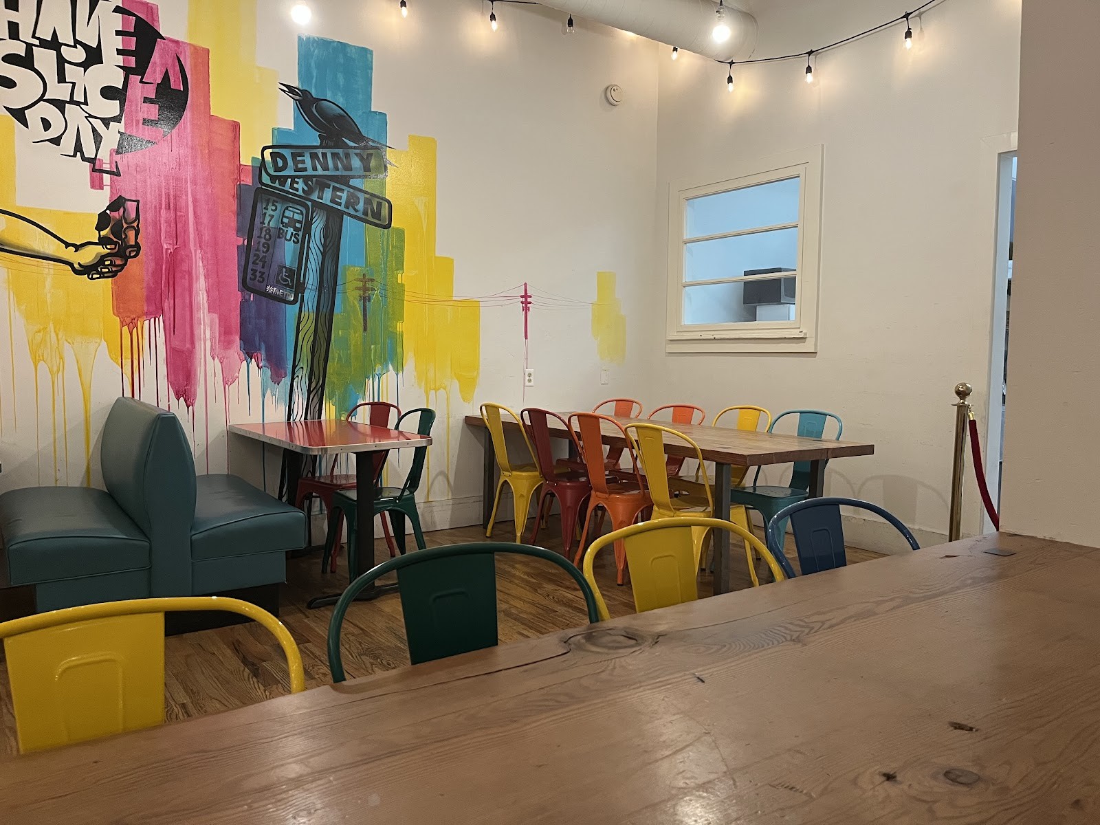 MOTO Pizza Belltown: the place