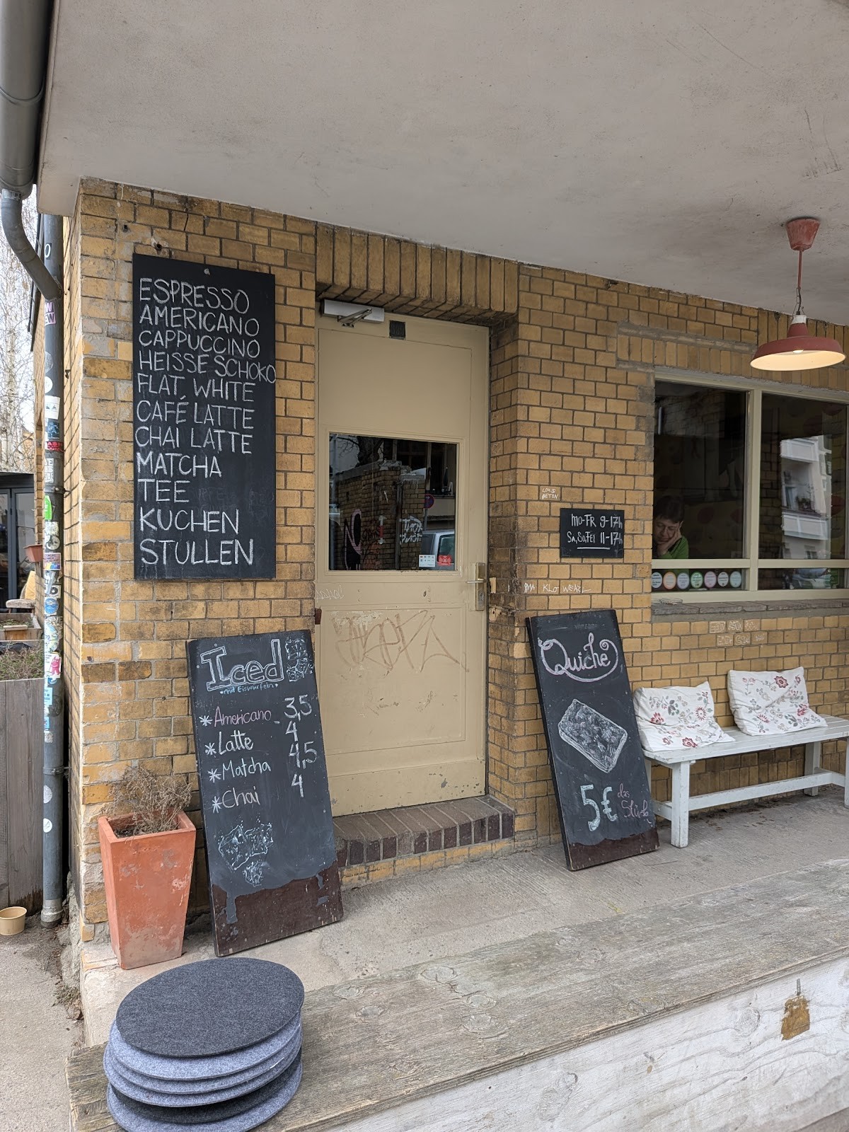 Café Schoeneweile: the place