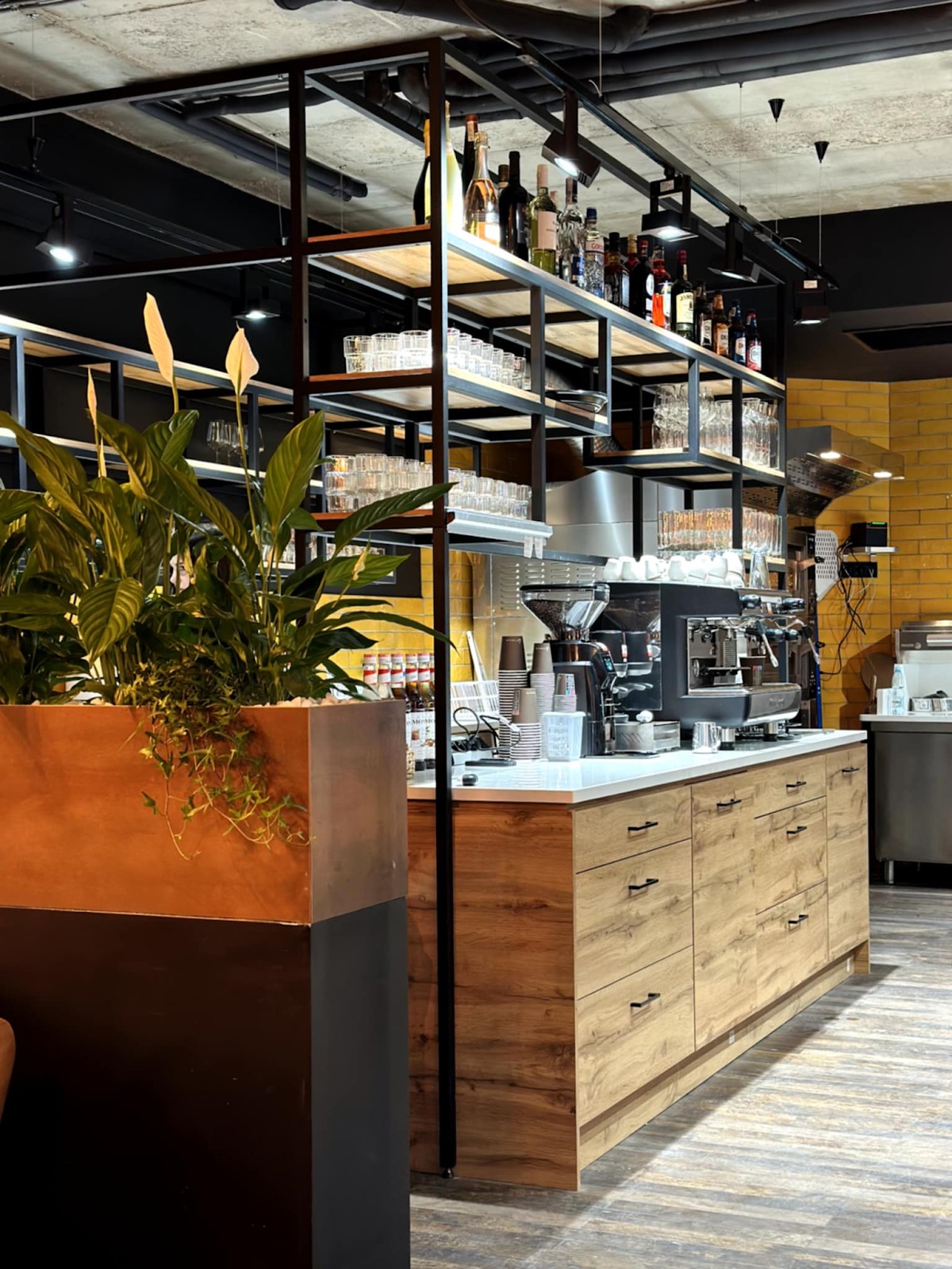 Coffee&Pizza Giona Kraków Kazimierz: the place