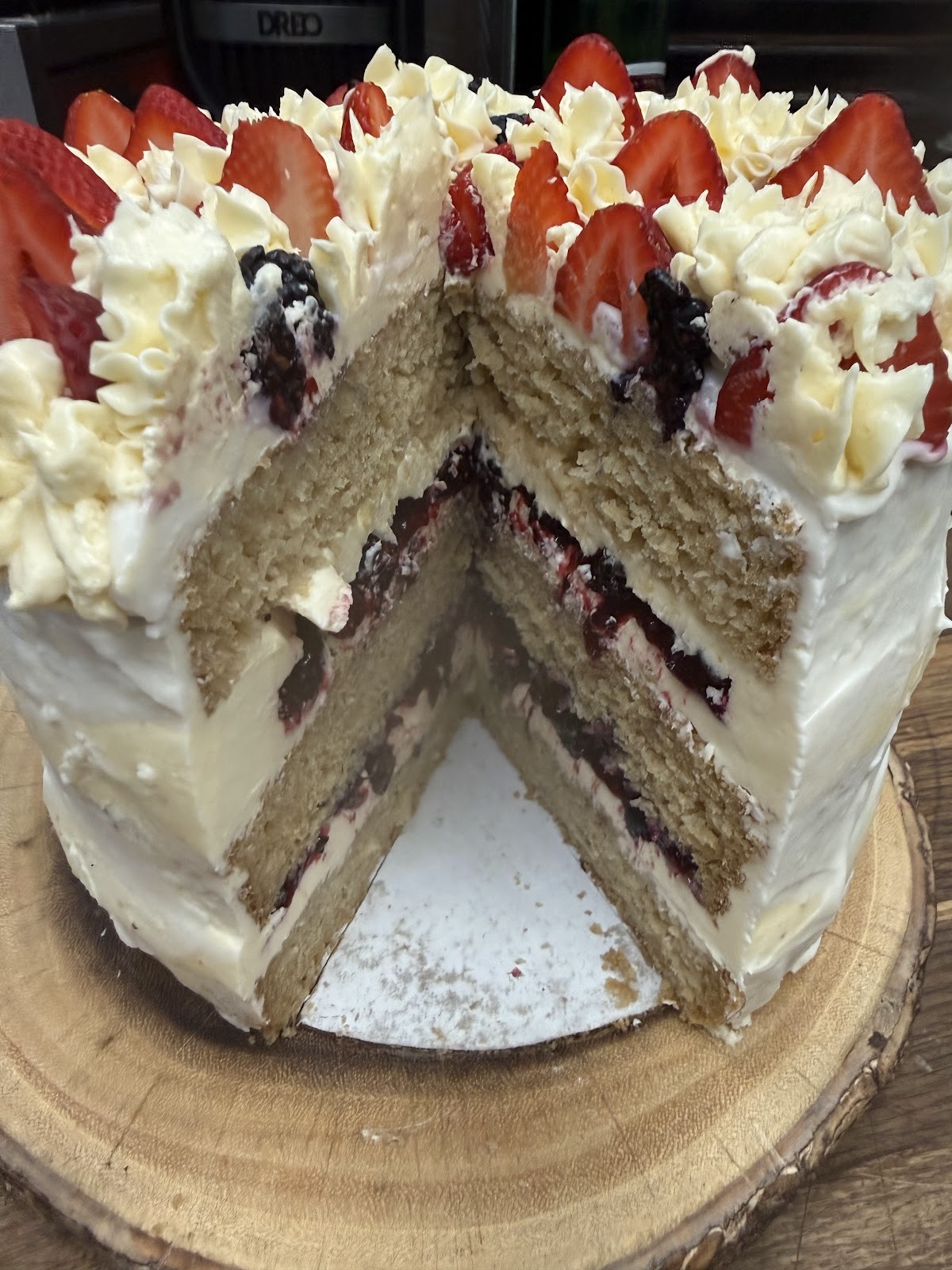 Happy Zoe Vegan Bakery: food & drinks