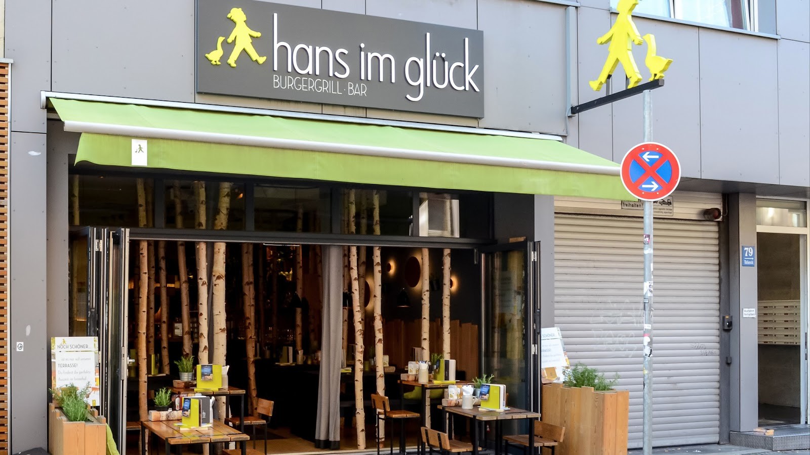 HANS IM GLÜCK - MÜNCHEN Türkenstrasse: the place