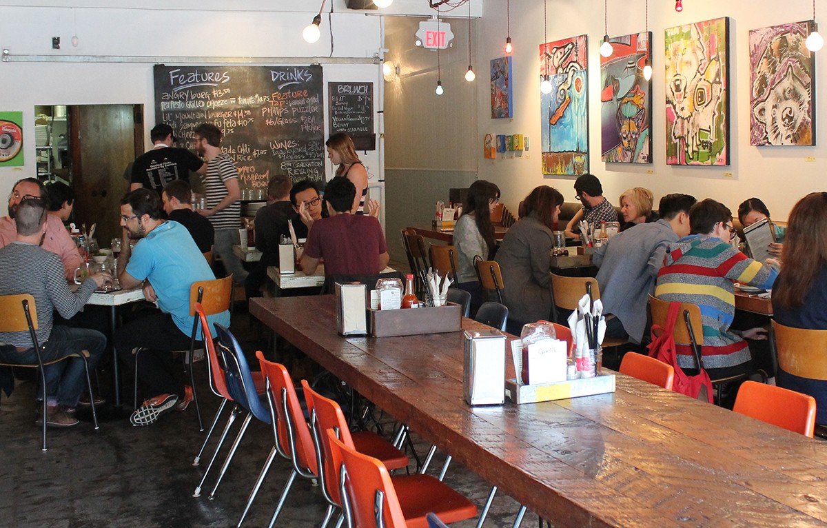 MeeT on Main: the place