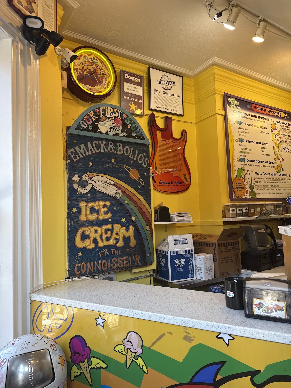 Emack & Bolio's Ice Cream: the place