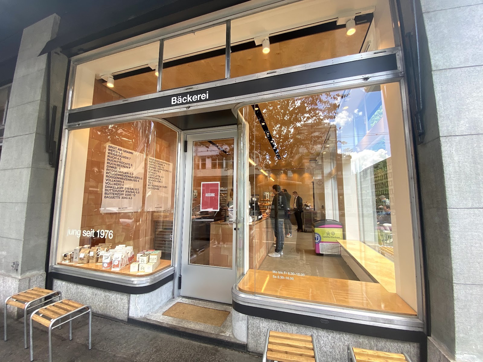 JUNG Schanzengraben: the place