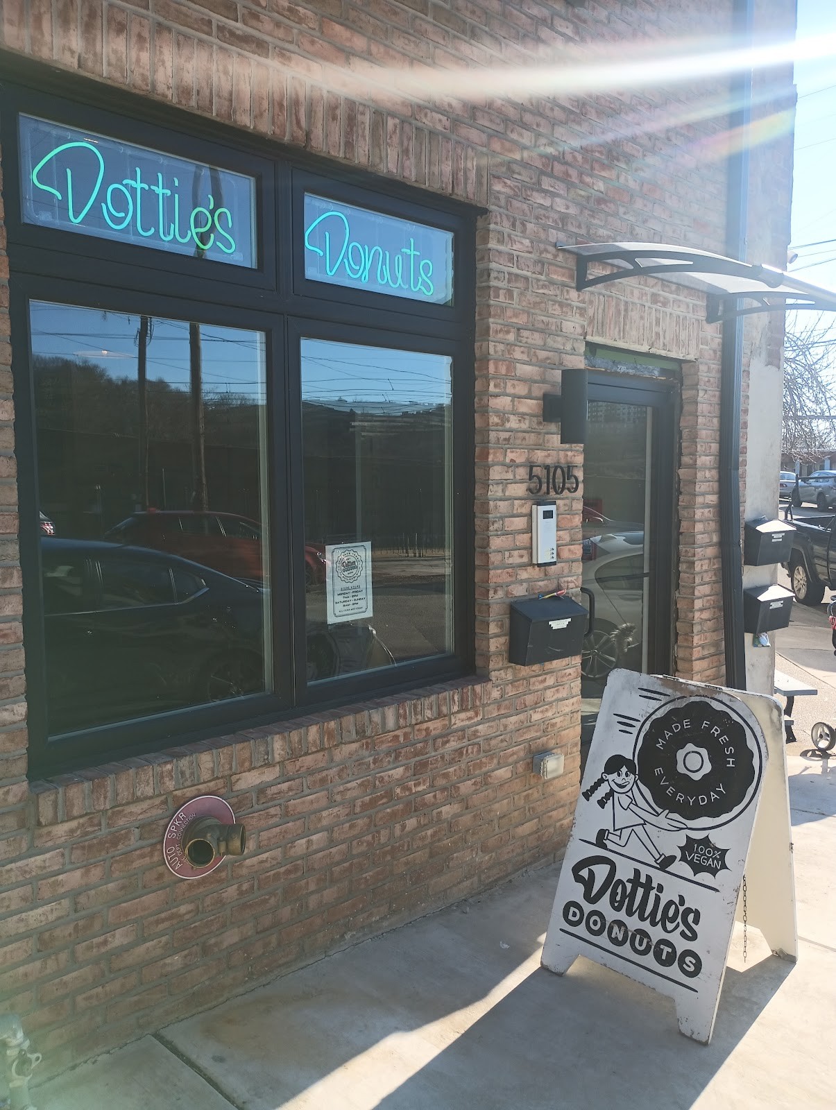 Dottie’s Donuts: the place