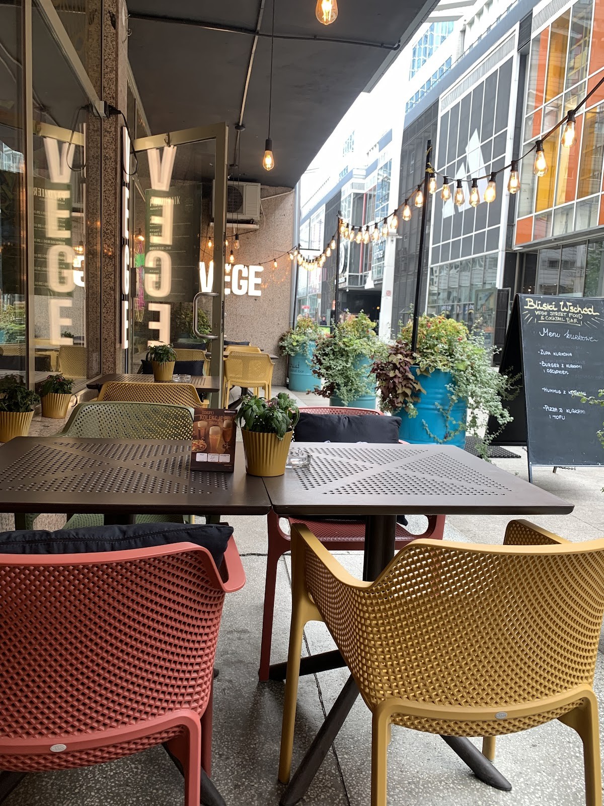Bliski Wschód Vege Street Food&Cocktail Bar: the place