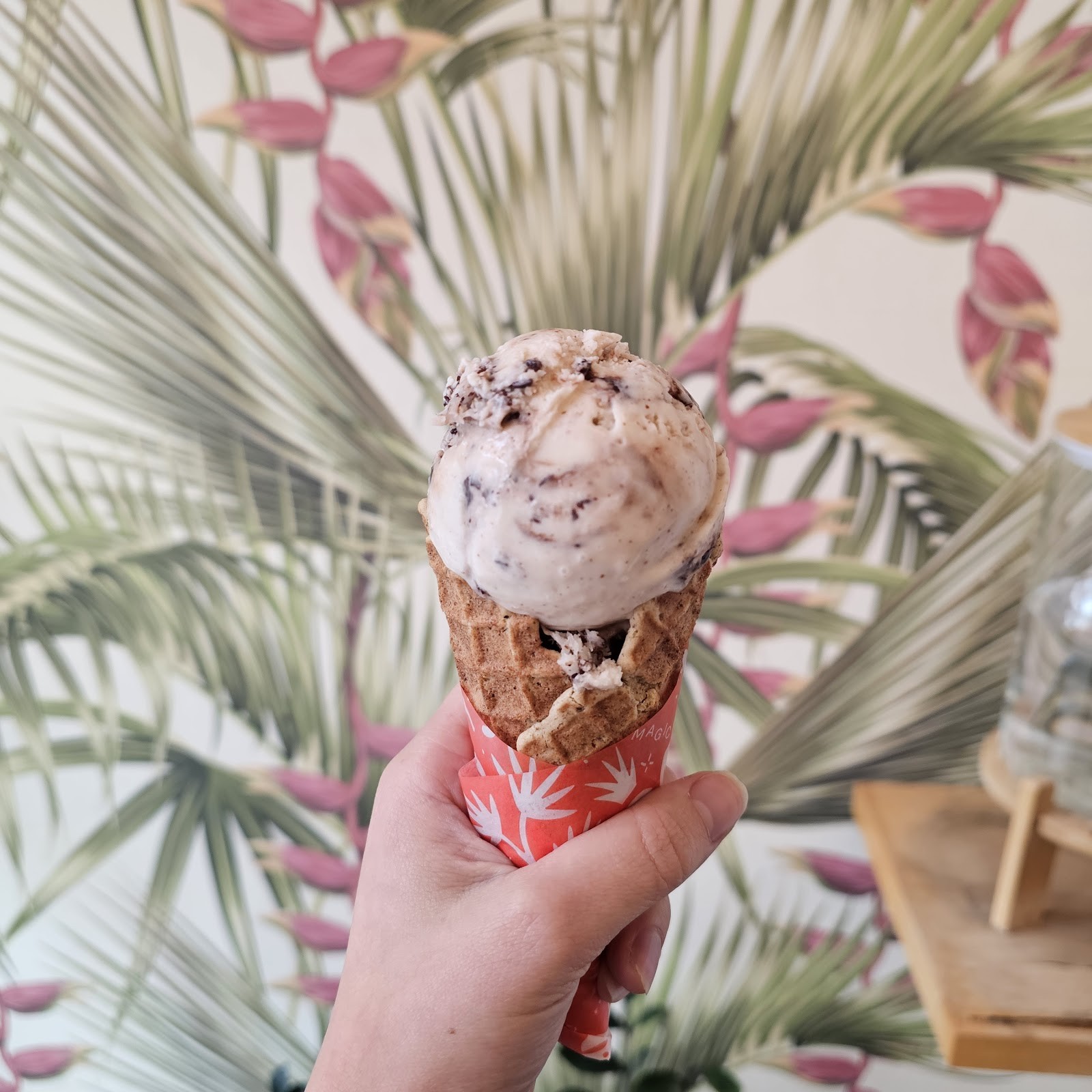 Frankie & Jo's University Village: food & drinks