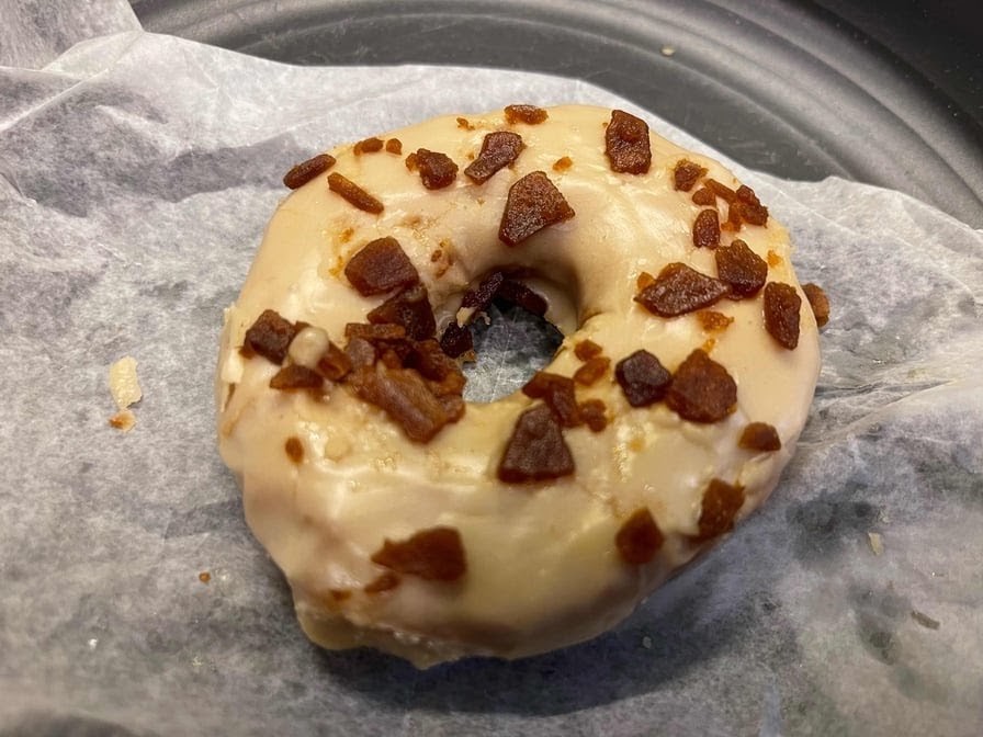 Jennifer Lee's Gourmet Bakery: food & drinks