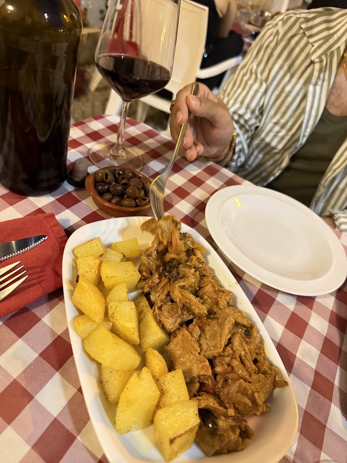 Al Sanpietrino Trattoria: food & drinks