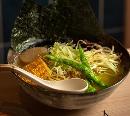 Root Ramen: food & drinks