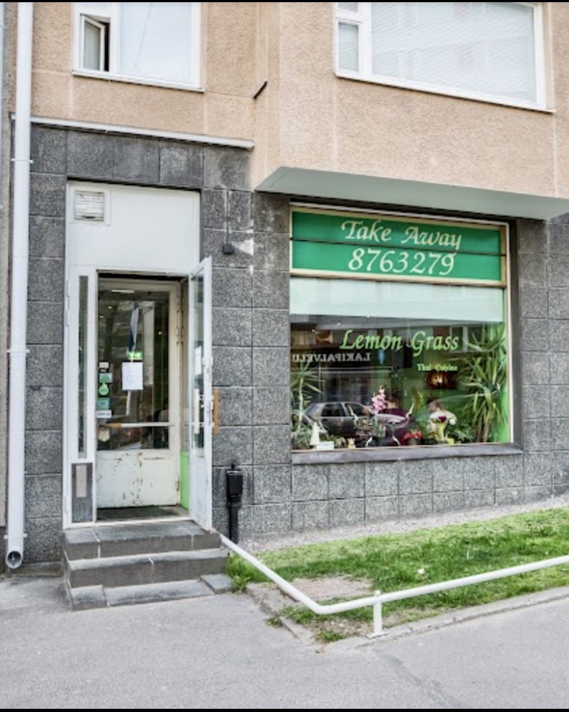 Lemon Grass: the place