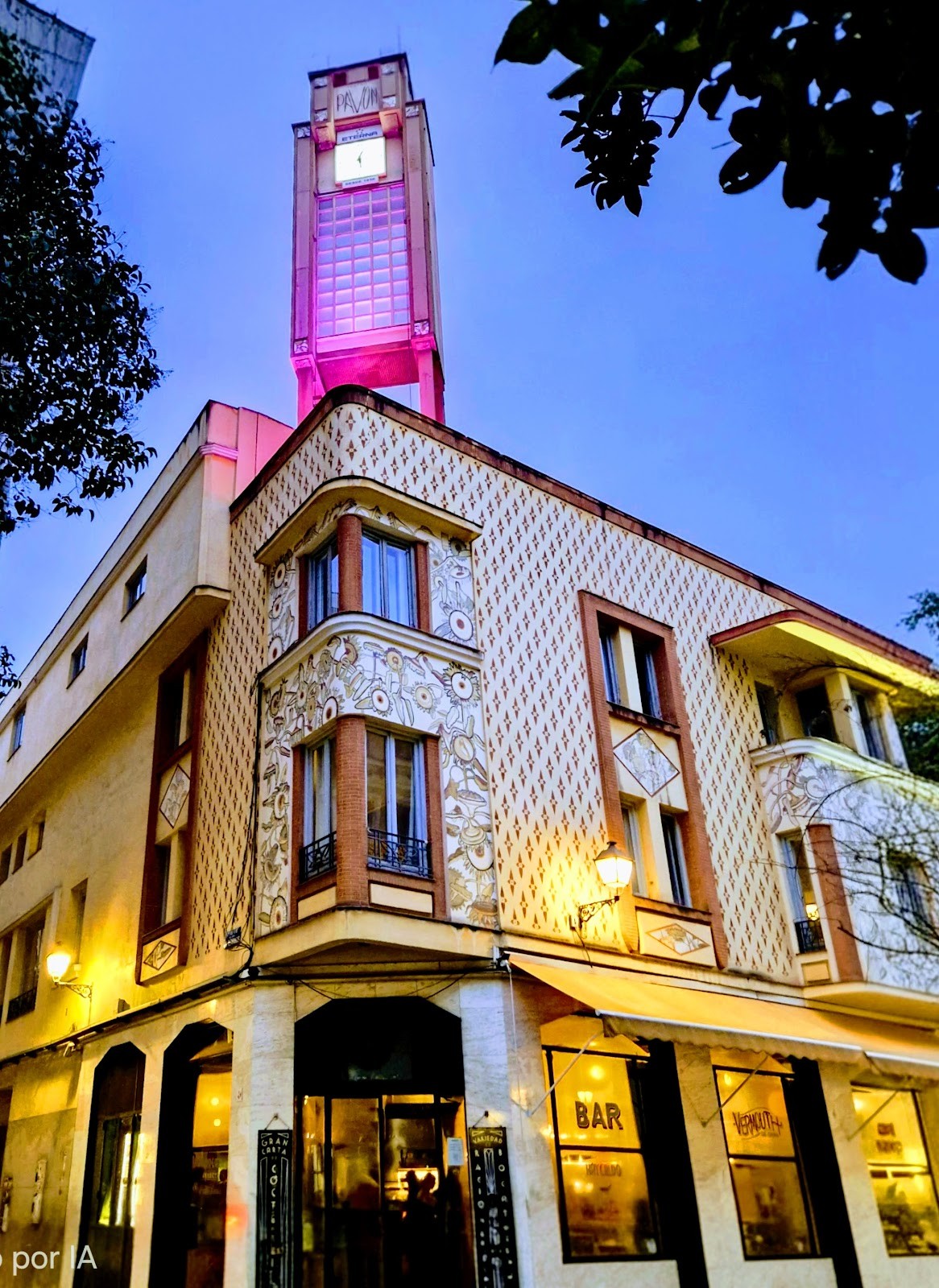 Café Pavón: the place