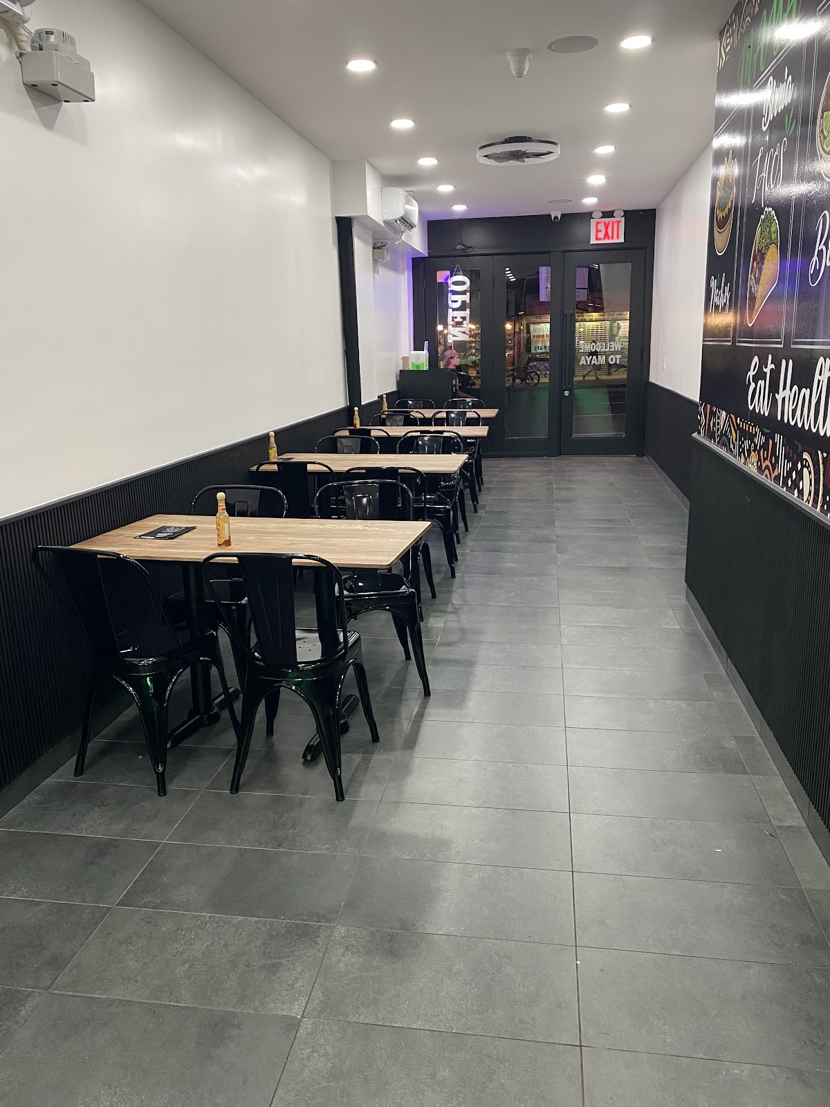 Maya Mexican Grill: the place