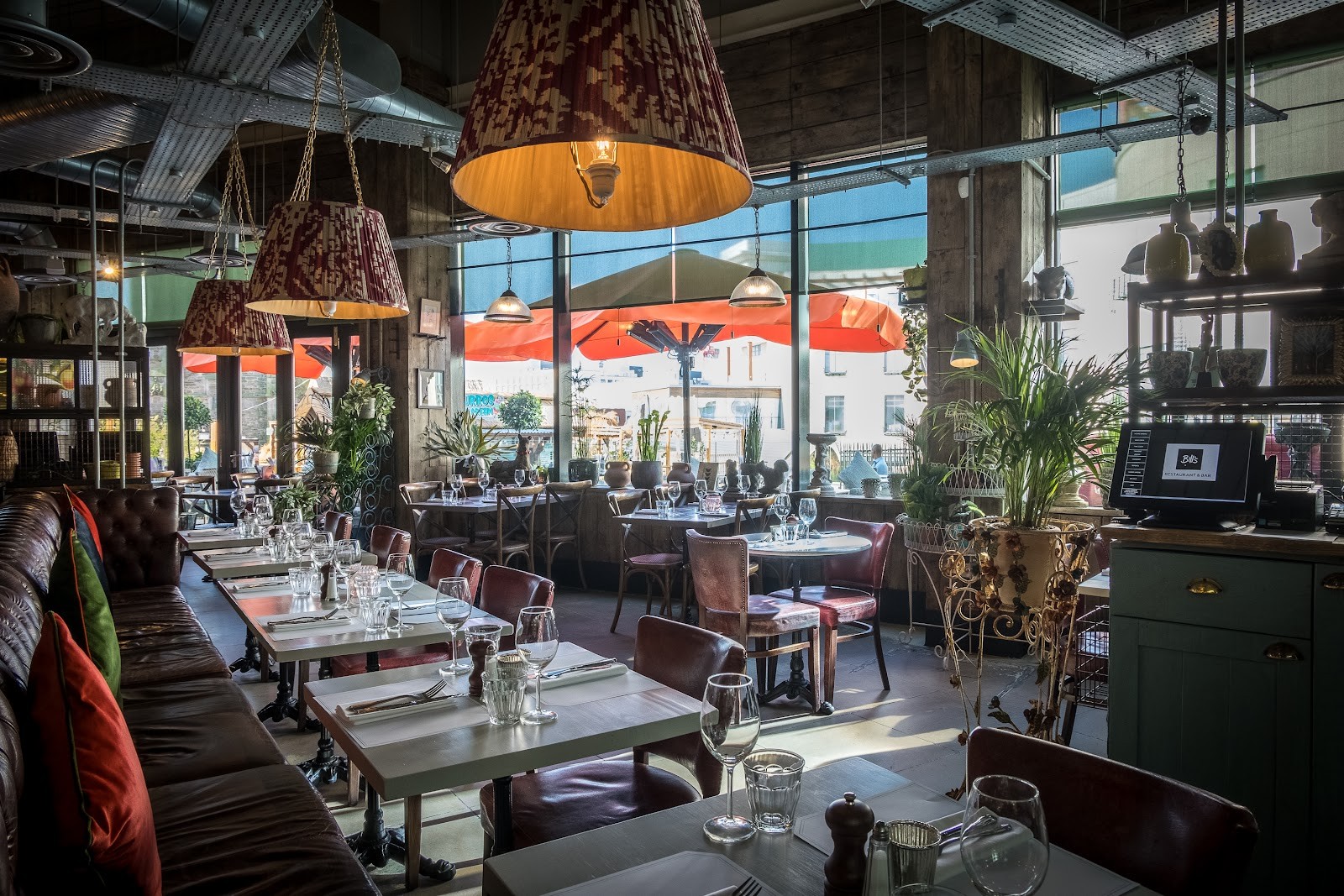 Bill's: the place