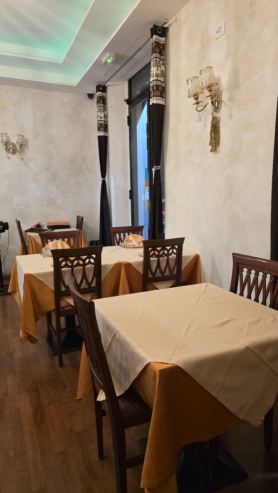Ristorante Indiano Satkar: the place