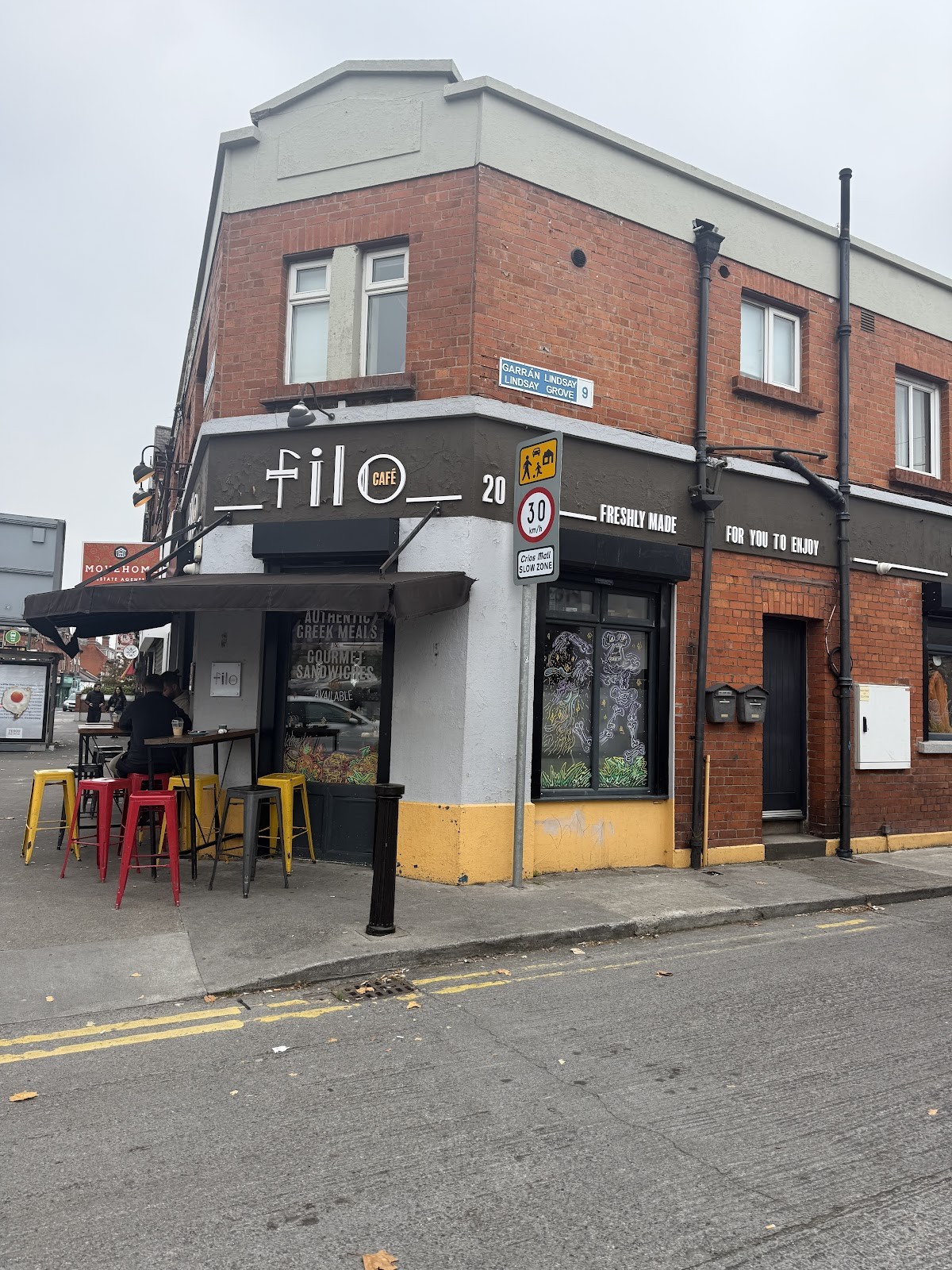 Filo Cafe: the place