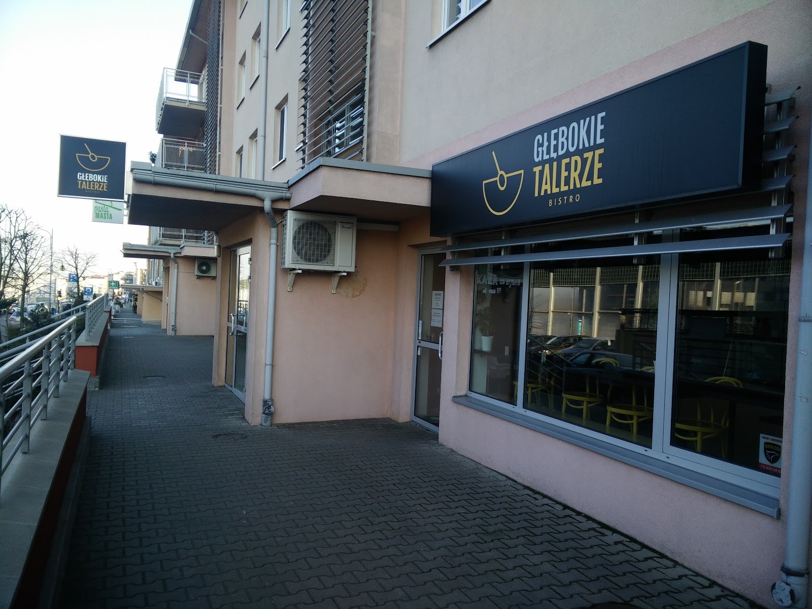Głębokie Talerze: the place