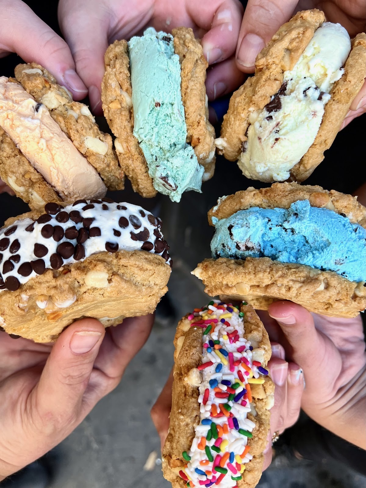 Donut Friend - DTLA - Dessert, Ice Cream, Coffee & More: food & drinks
