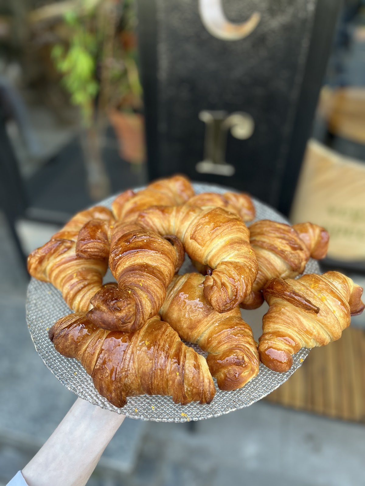 eter — vegan bakery & speciality coffee: food & drinks