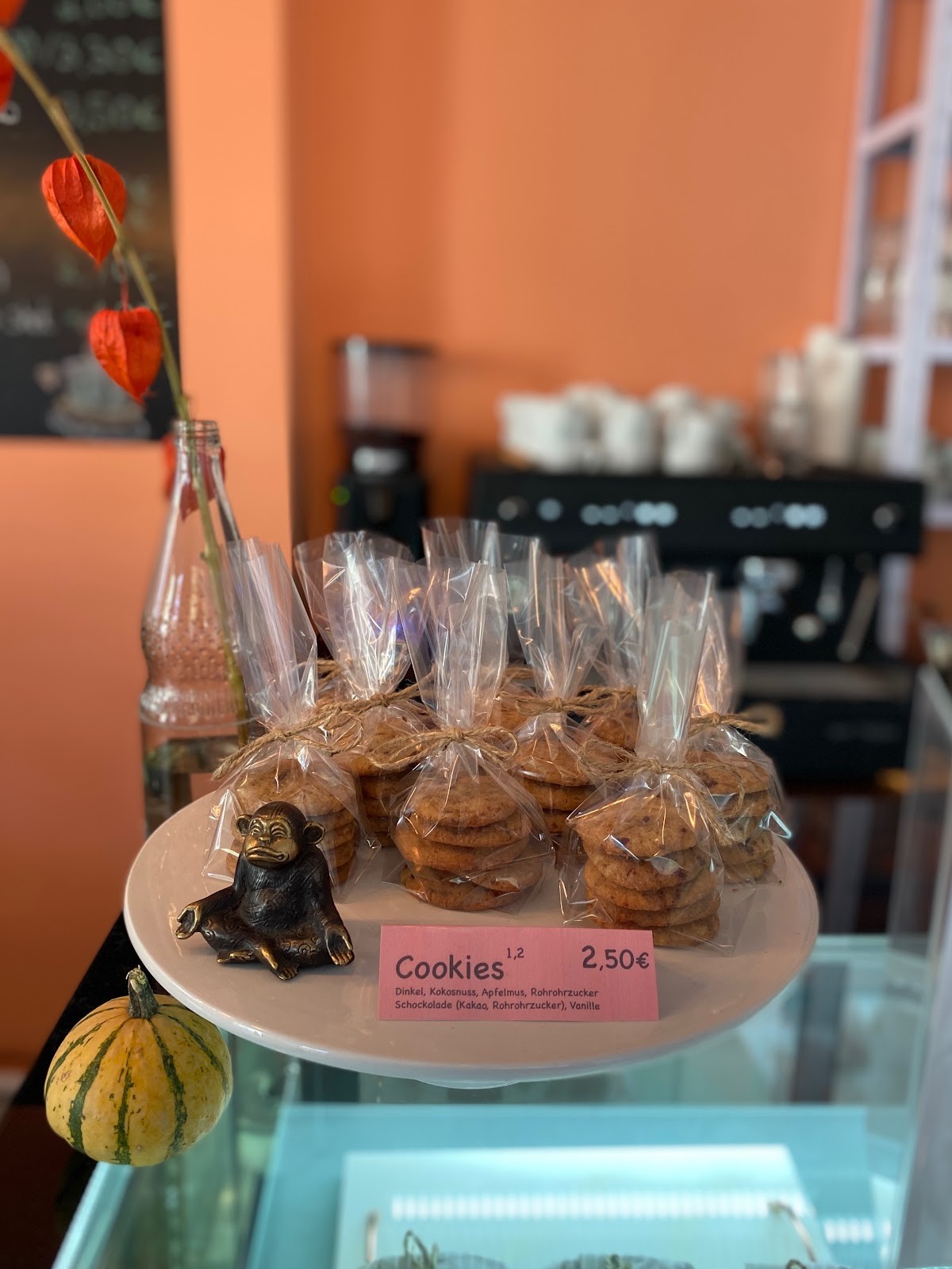Monkey Mind: food & drinks