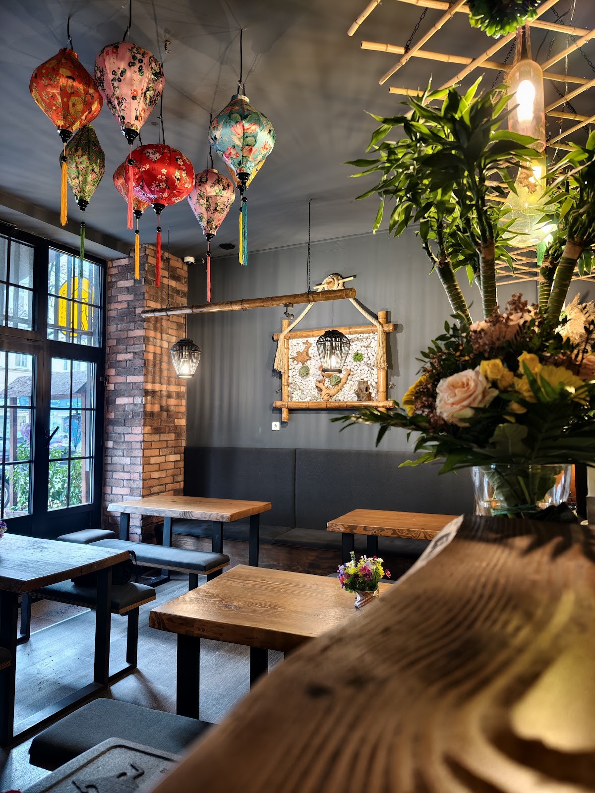 Glory Restaurant: the place