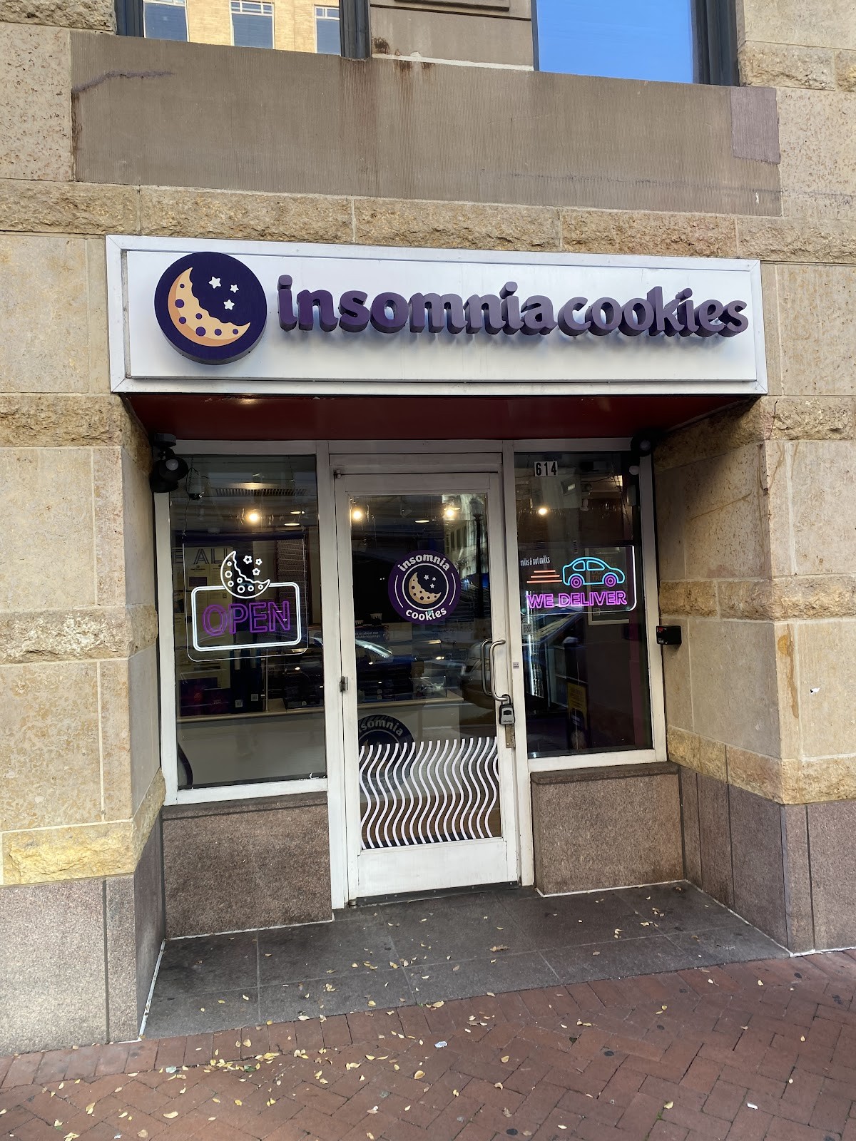 Insomnia Cookies: the place