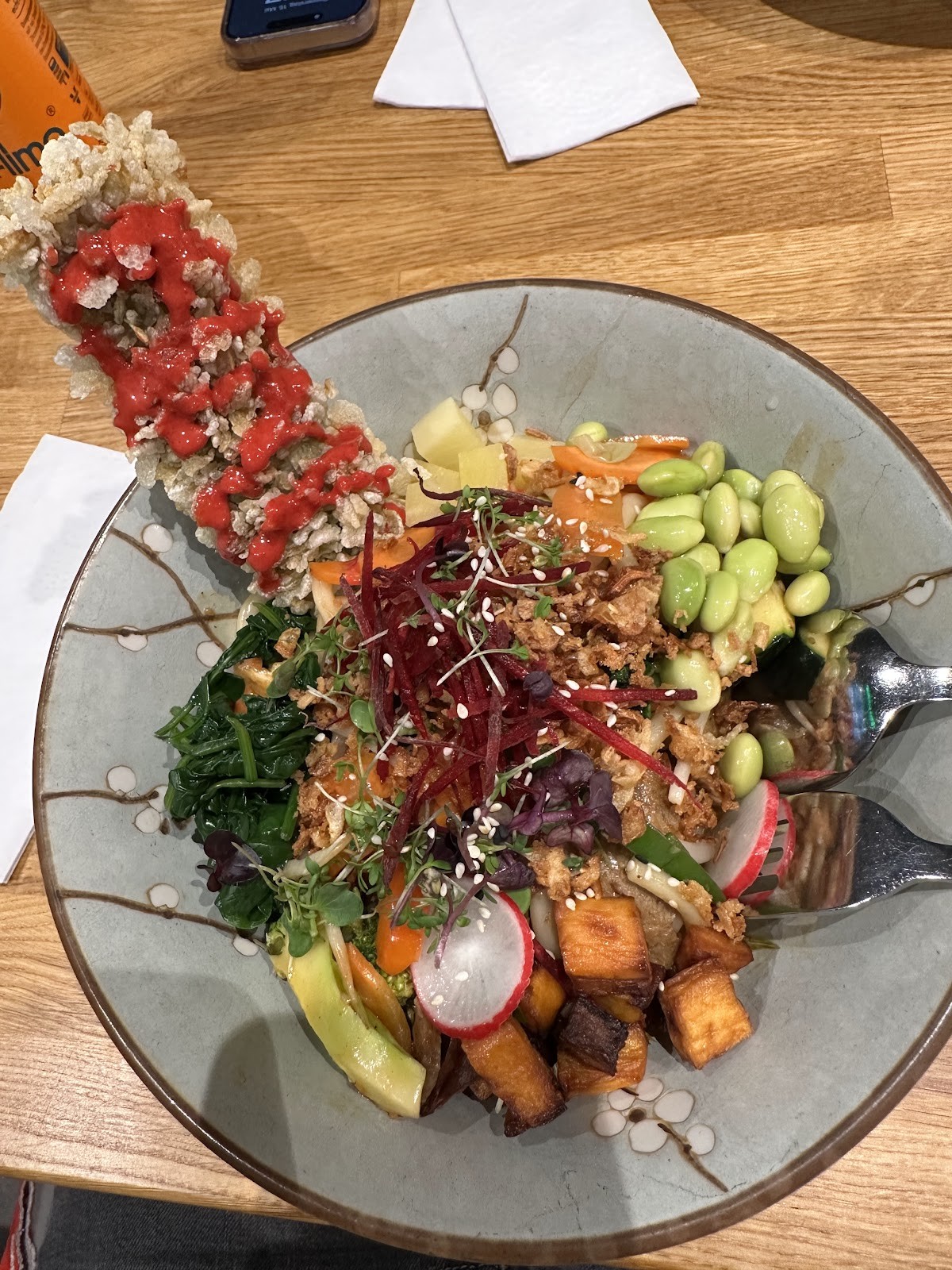CHAYA Hamburg Elbe - Asian kitchen: food & drinks