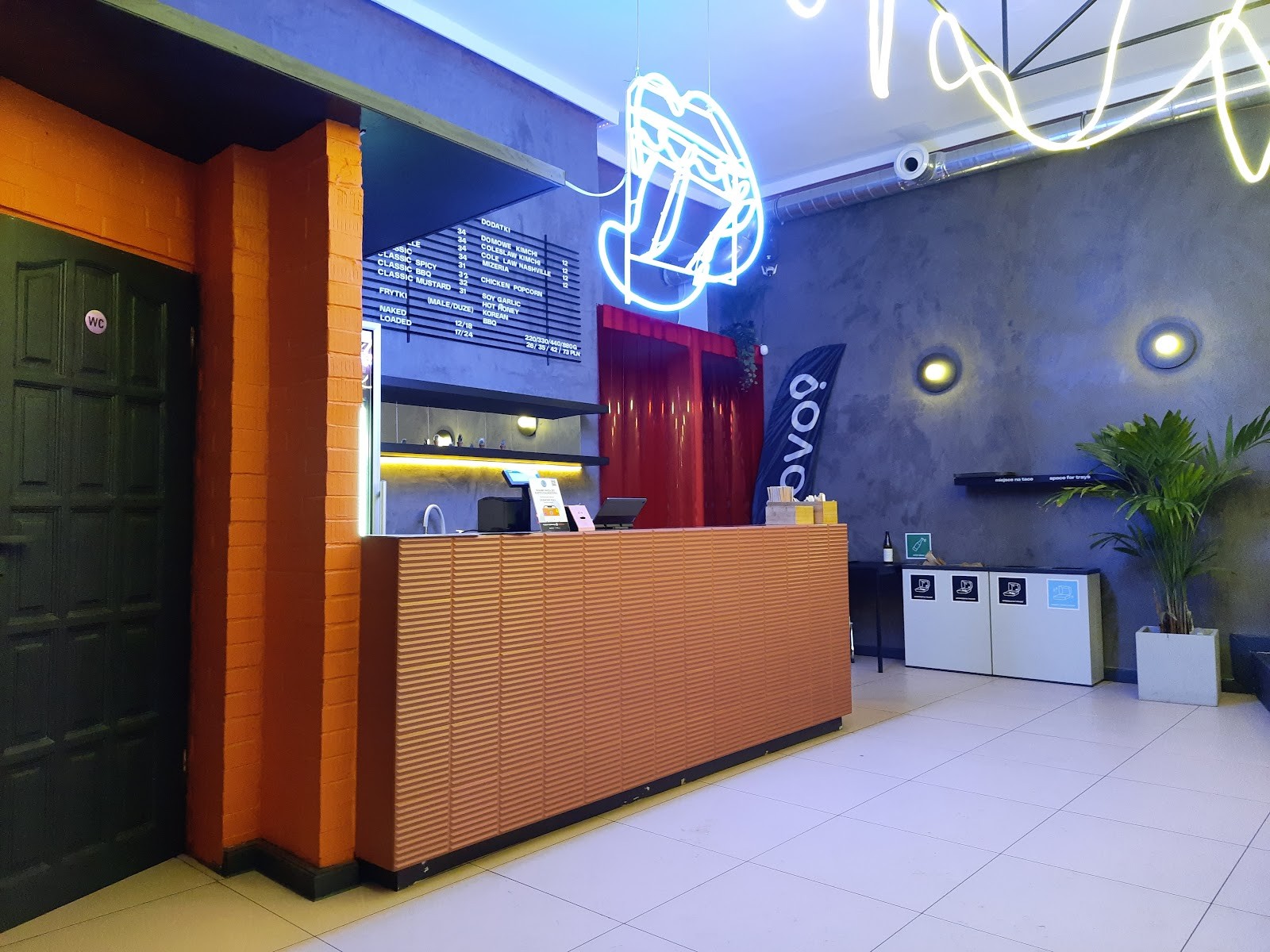 Filthy Burgers: the place