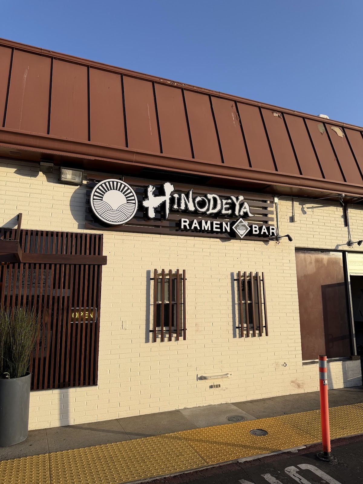 Hinodeya Ramen Bar: the place