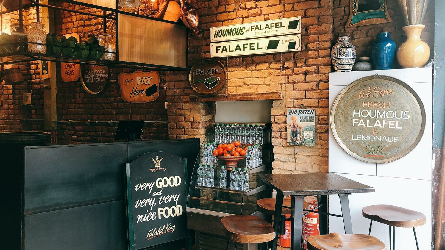 Falafel King: the place