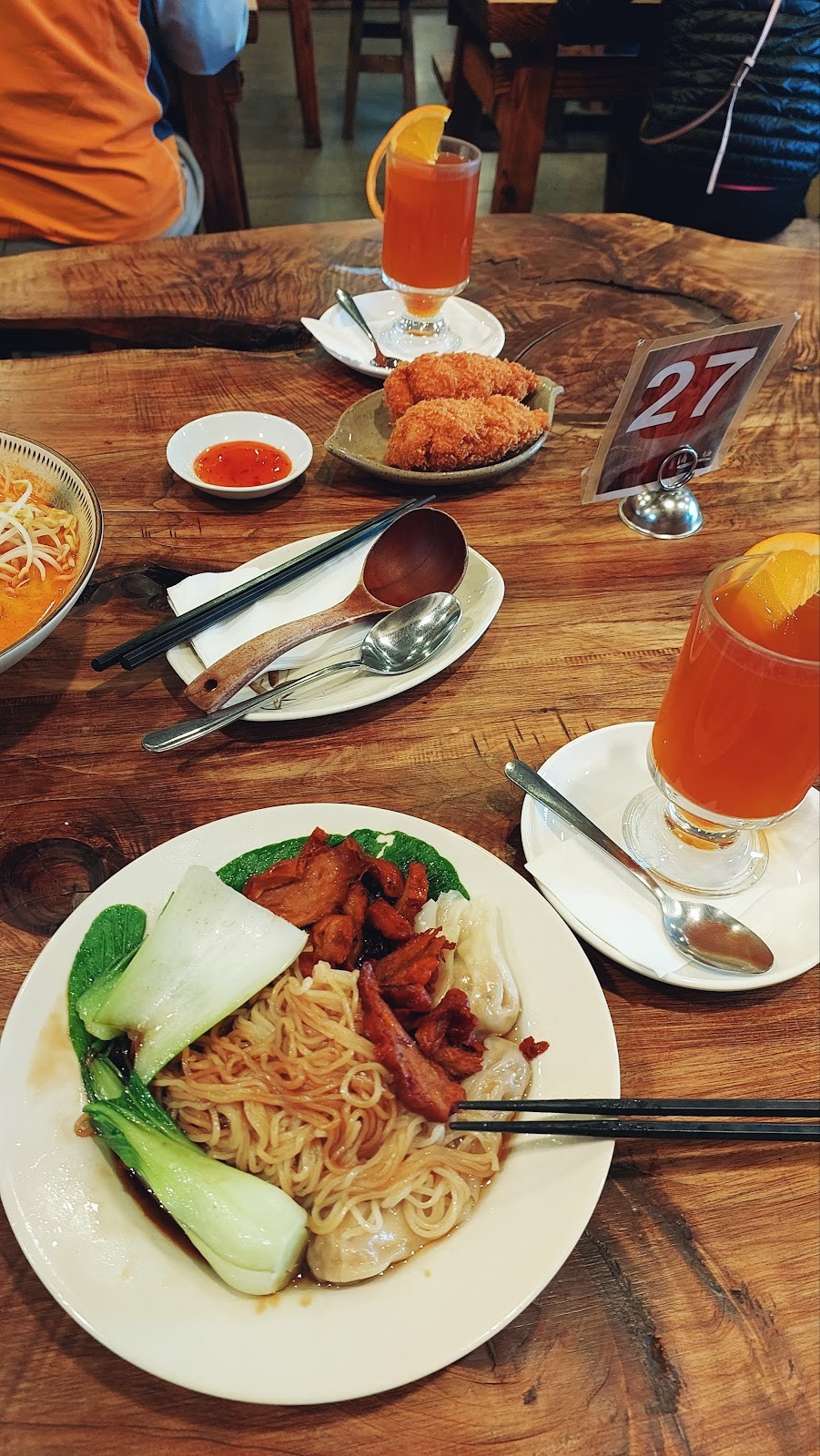 Water Drop Vege Cafe at Fo Guang Shan Temple: food & drinks