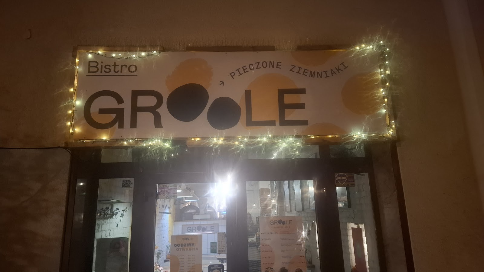 Bistro Groole Pieczone Ziemniaki: the place