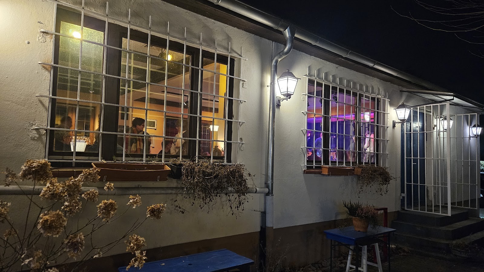Frankfurt Art Bar: the place