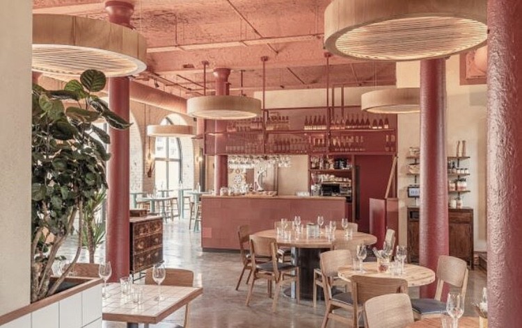 Domo Restaurant: the place